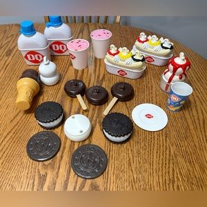 Vintage Dairy Queen, pretend/play food